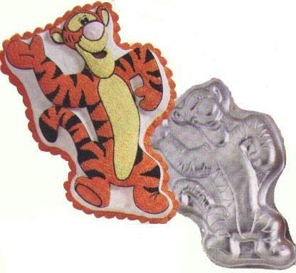 tigger-02 Tigger Vintage Cake Baking Pan, Very Good