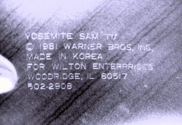 ysam-02 Yosemite_Sam_Cake_Pan