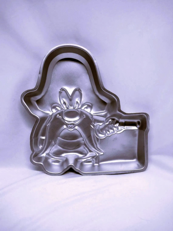 ysam-03 Wilton Vintage Yosemite Sam Cake Pan